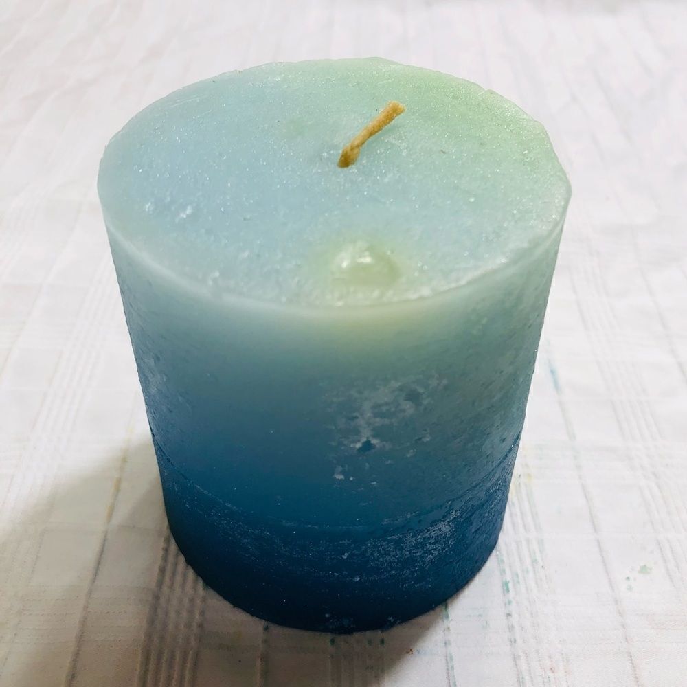 Handcrafted Timber Scented Candle (Blue)‎ - Picture 5 of 12